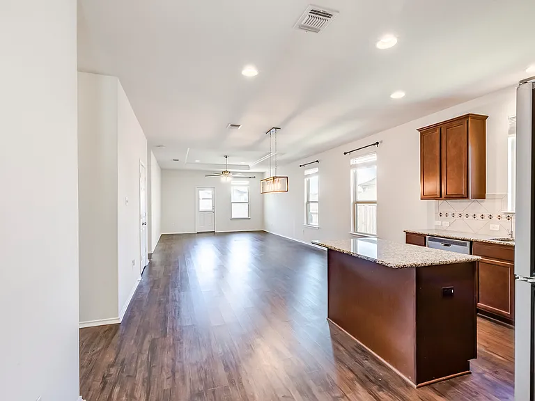 11617 Amber Stream Ln — Photo 5