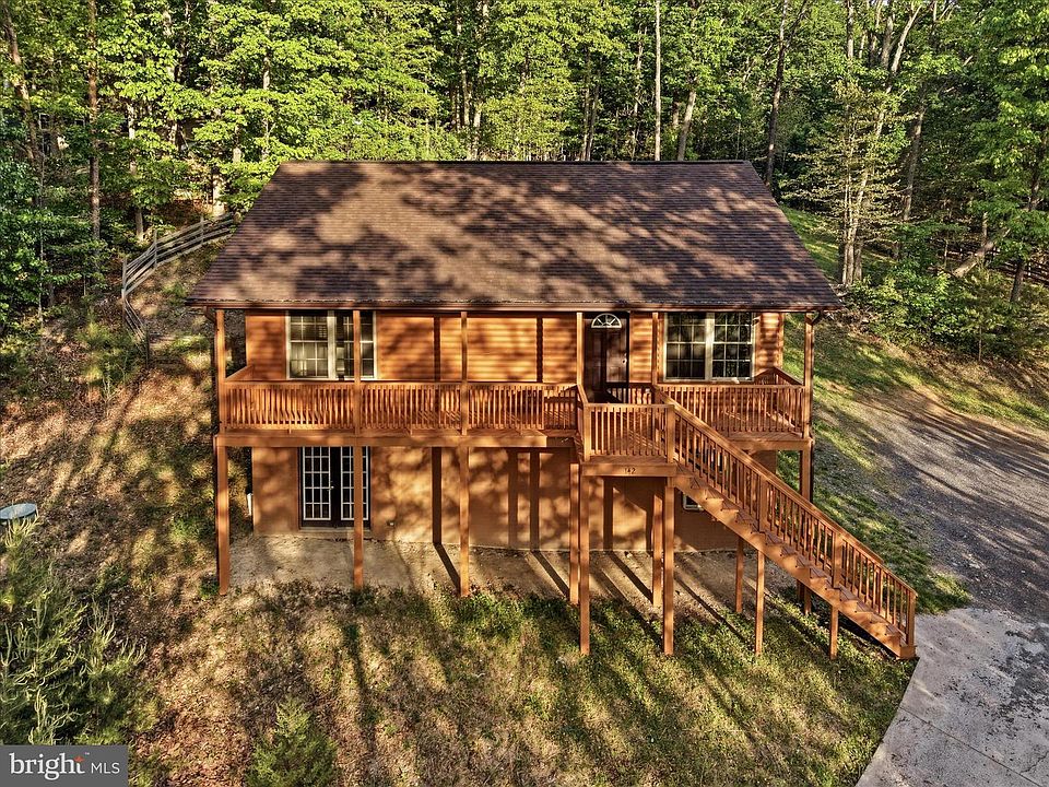 1st image of 142 Spring Hollow Rd