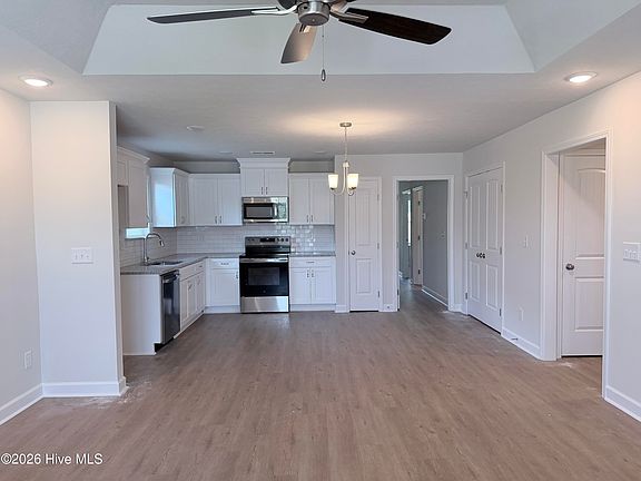 5th image of 8425 Bannock Circle