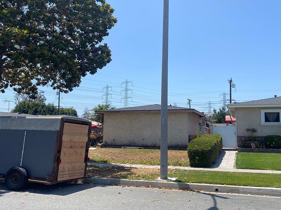 2nd image of 5349 Canehill Ave
