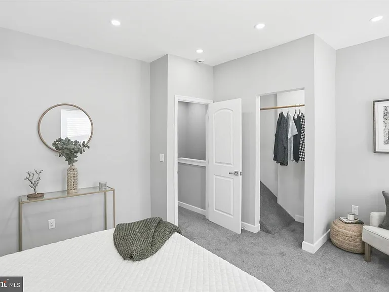 2536 Garrett Ave — Photo 30