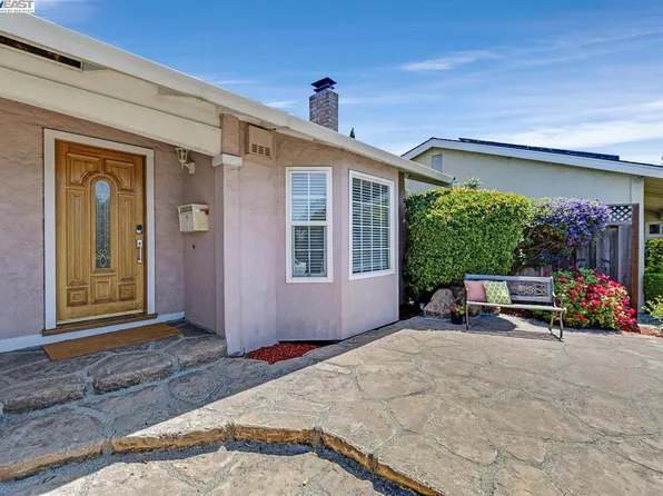 35794 Augustine Ct, Fremont, CA 94536