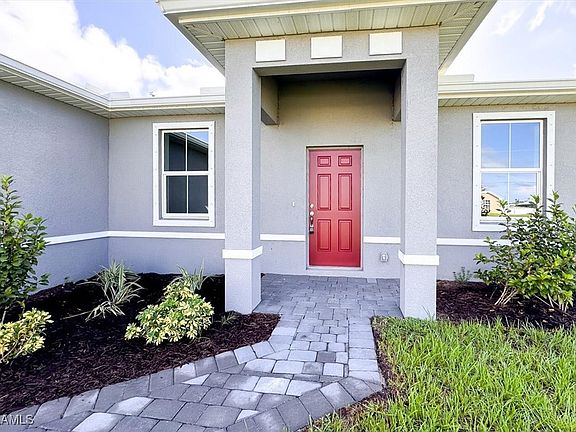 4th image of 521 NW 25th Ave