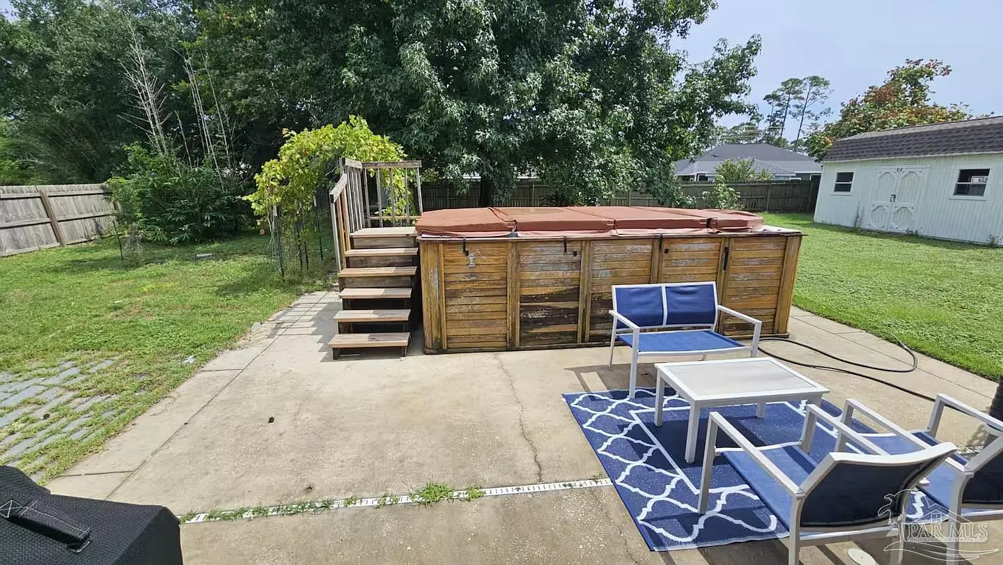3 bed, 1958 sqft, $2,200 — Photo 4