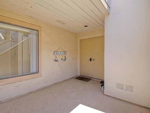 5th image of 573 S Sierra Ave Unit 3