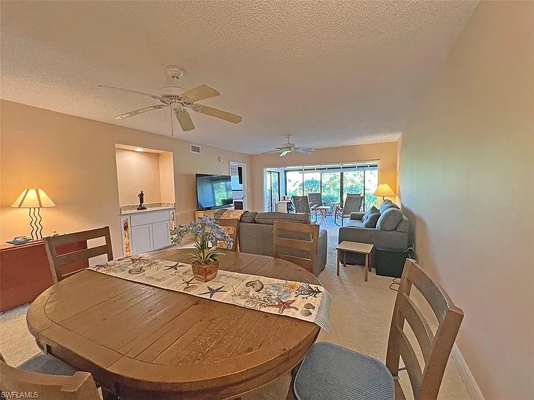 15400 Cedarwood Ln #102 — Photo 2