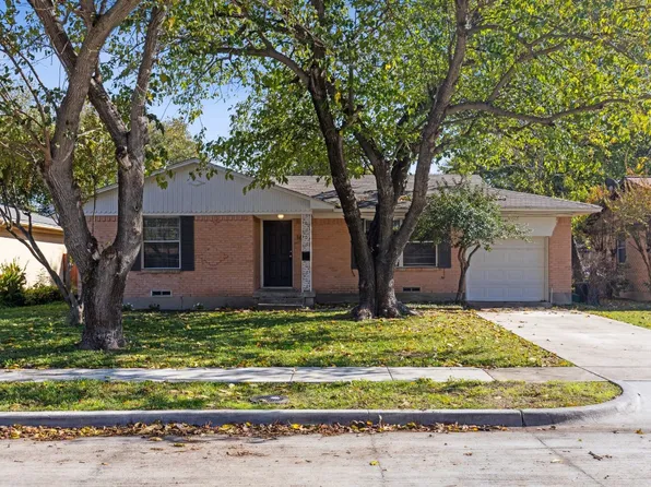 1608 Buena Vista St, Mesquite, TX 75149
