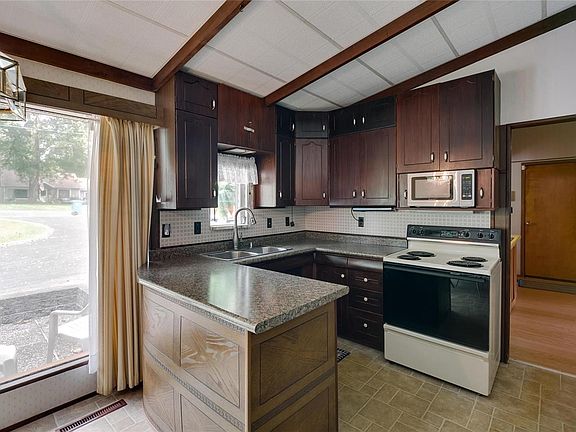 This home has been meticulously maintained!!
