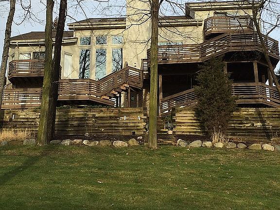 5th image of 28036 Hickory Cres