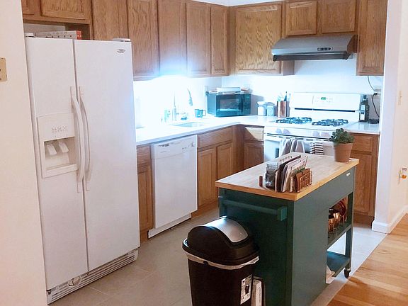5th image of 6905 Catamaran Way #2FL