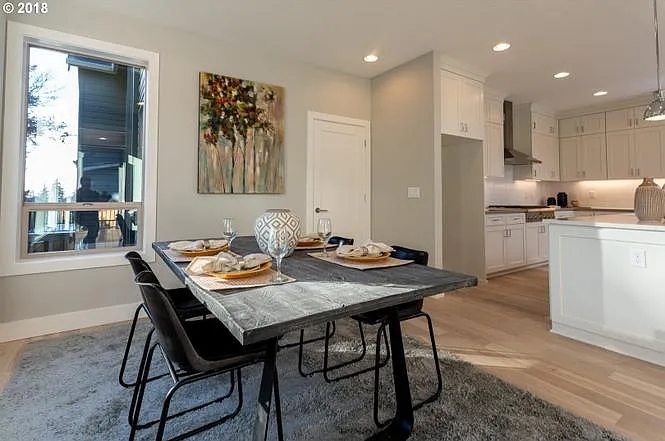 9590 SW Taylor St — Photo 15