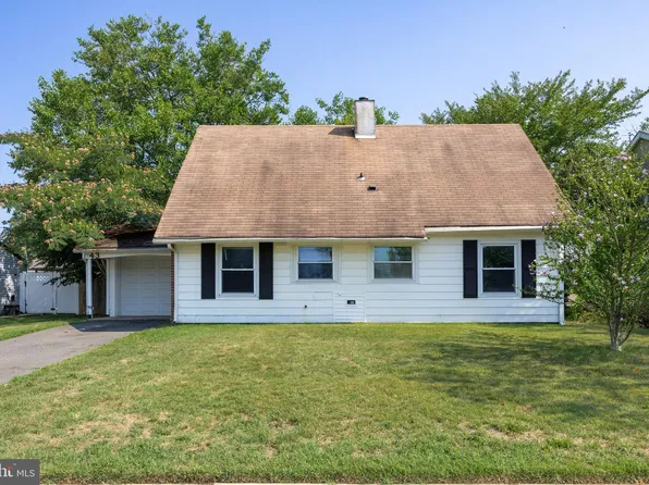 43 Belmont Ln, Willingboro, NJ 08046