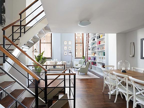 3rd image of 305 2nd Ave APT 515