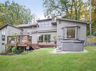 130 Indian Trail Rd, New Milford, CT 06776