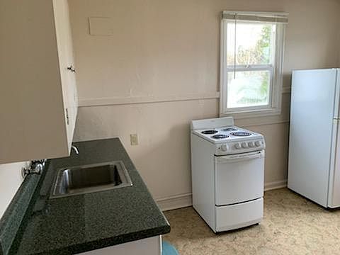 1st image of 2608 E Evergreen Blvd