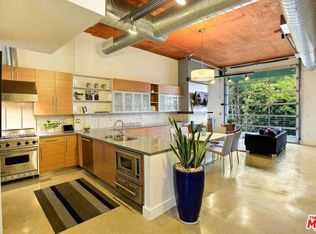 1152 N La Cienega Blvd APT 102, West Hollywood, CA 90069