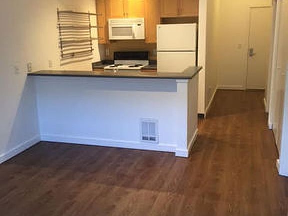 3rd image of 525 1st Ave W APT 101