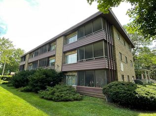 319 State St #5, Adrian, MI 49221