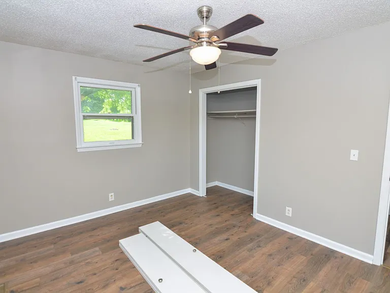 325 Shirley Rd — Photo 13