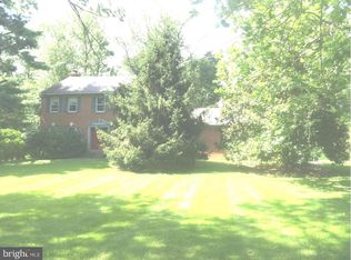 778 Lunenburg Rd, Great Falls, VA 22066