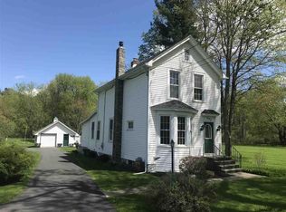 447 W Sand Lake Rd, Wynantskill, NY 12198