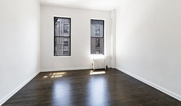 1st image of 174 Thompson St #Rs4