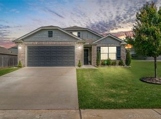 3777 E 144th St S, Bixby, OK 74008