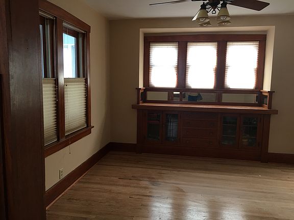 5th image of 2830 S 32nd St