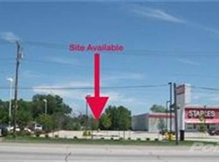 830 S Riverside Dr, Iowa City, IA 52246