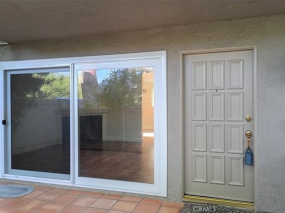 5th image of 2473 Loma Vista St