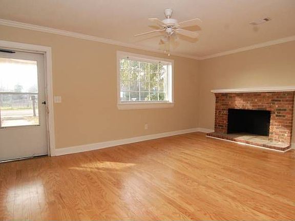 Great Room with Fireplace