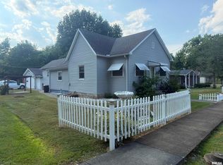 401 N 23rd St, Herrin, IL 62948