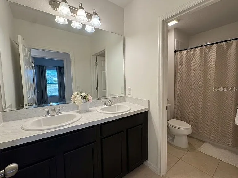 643 Samuel Pl — Photo 23