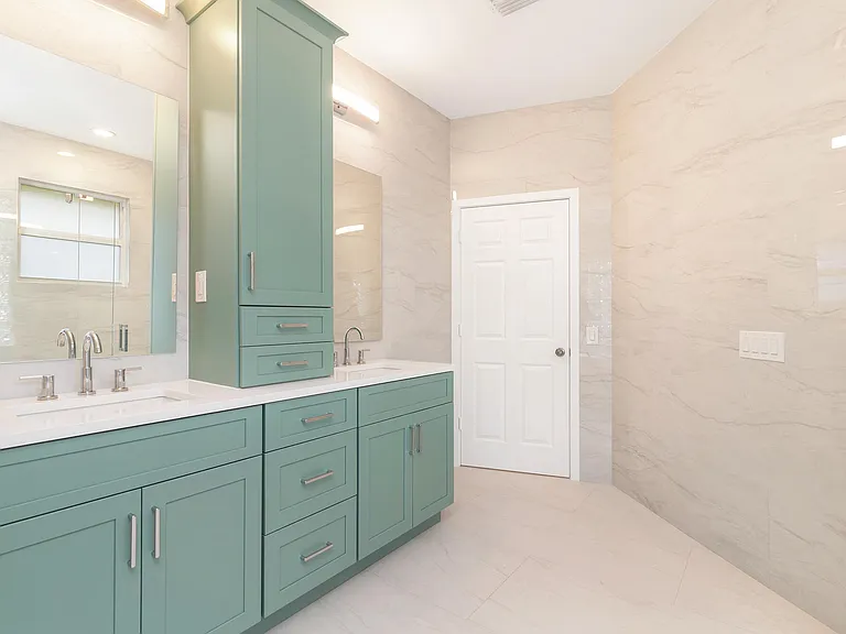 3317 Embassy Dr — Photo 19