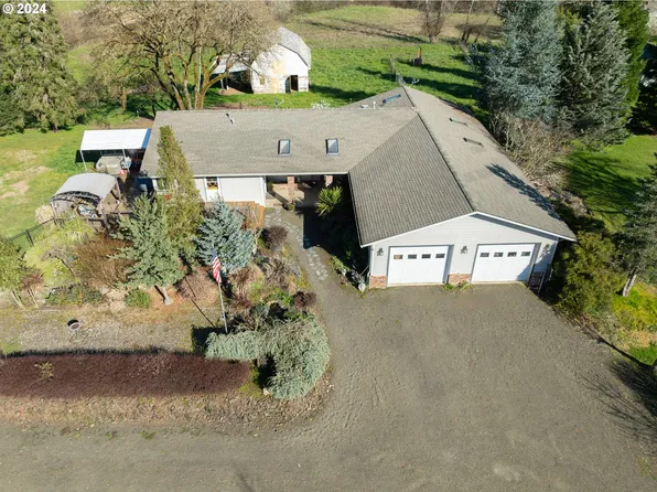 3279 Melrose Rd, Roseburg, OR 97471