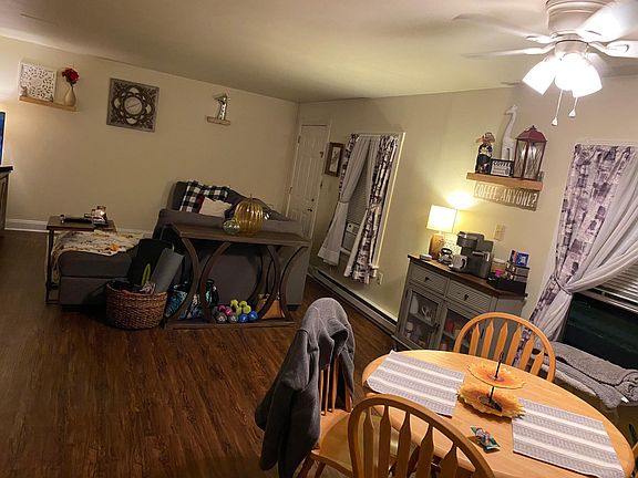 Open Concept Liviing Room/Dining area