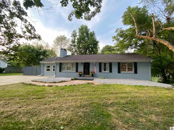 137 Calvert Dr, Paducah, KY 42003