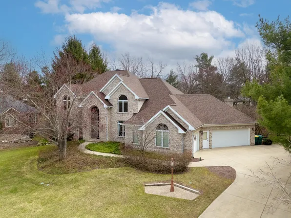 6645 Oleander Ln, Portage, MI 49024