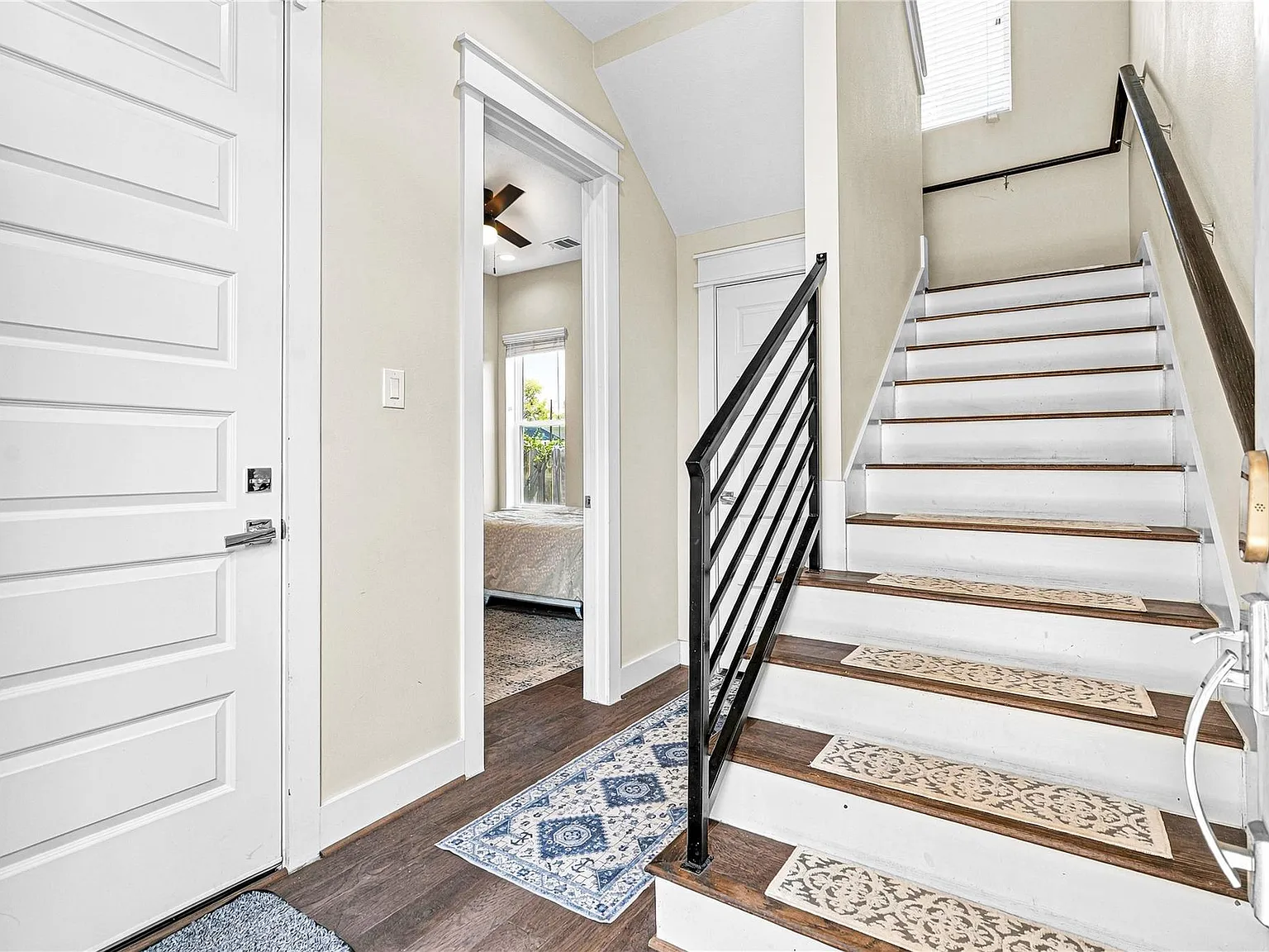 3 bed, 3.5 bath, 1790 sqft, $2,800 — Photo 4