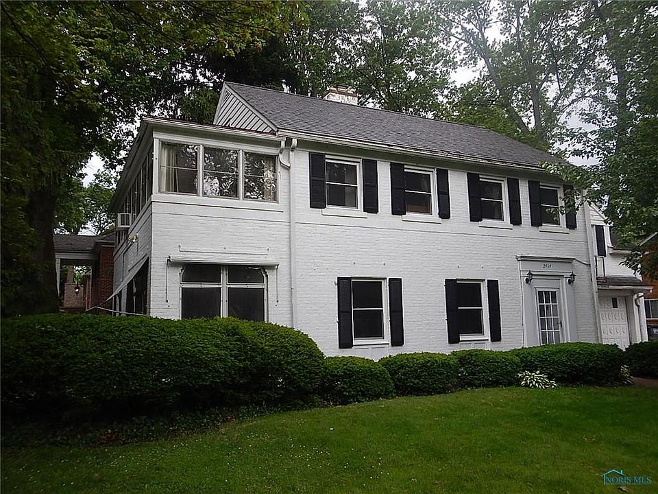 1st image of 2464 Pemberton Dr