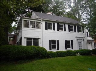 2464 Pemberton Dr, Toledo, OH 43606