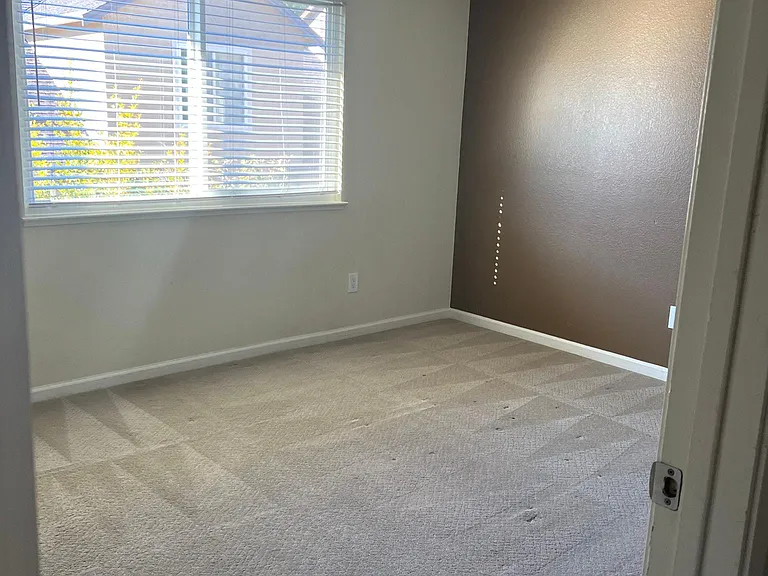 2118 Alexander Way — Photo 4