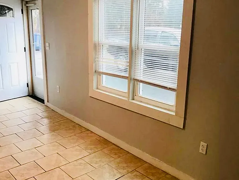 12 Ulster Ave #7 — Photo 1