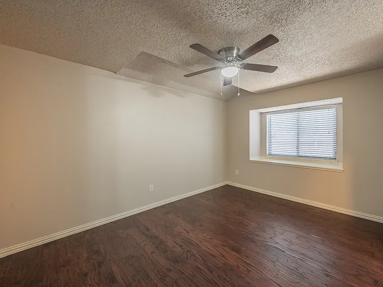 6402 Valleybrooke Ct — Photo 26