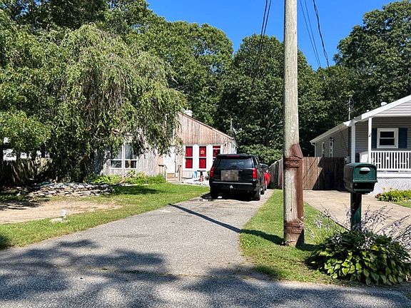 2nd image of 130 Auborn Ave