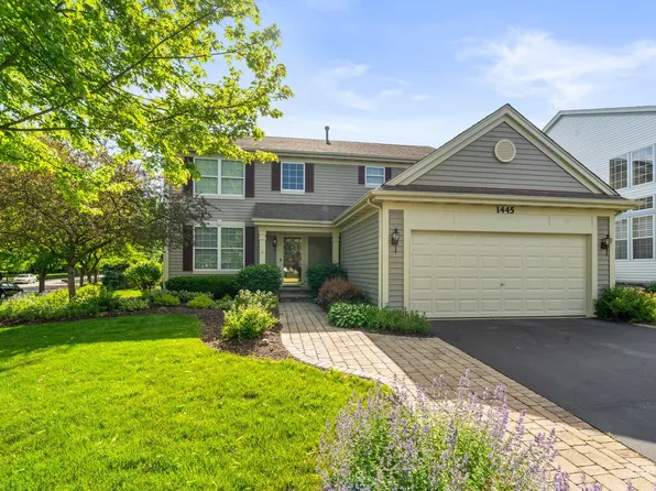 1445 Carmel Ln, Cary, IL 60013