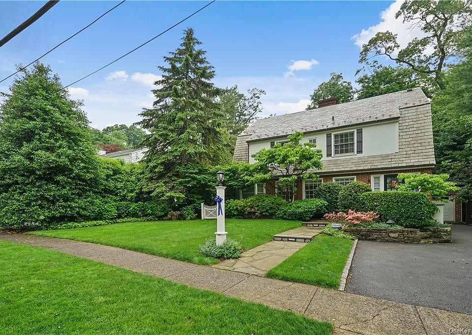 1st image of 105 Pelhamdale Ave