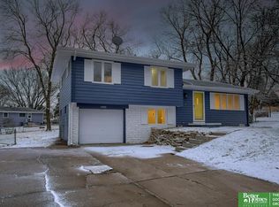 12435 Frances Cir, Omaha, NE 68144