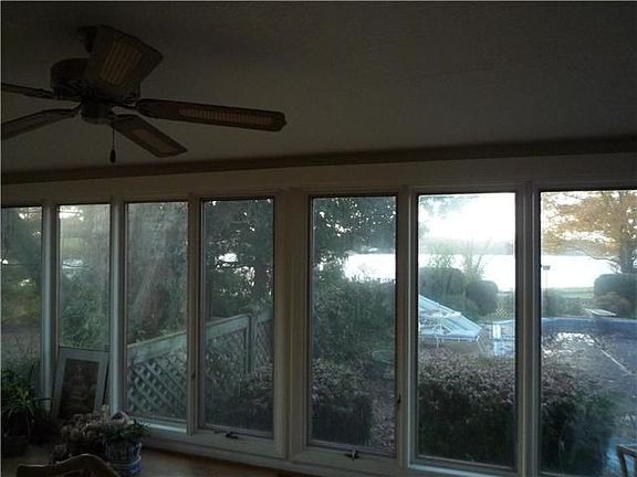 Home for Sale in Hendersonville, Tennessee $399,900