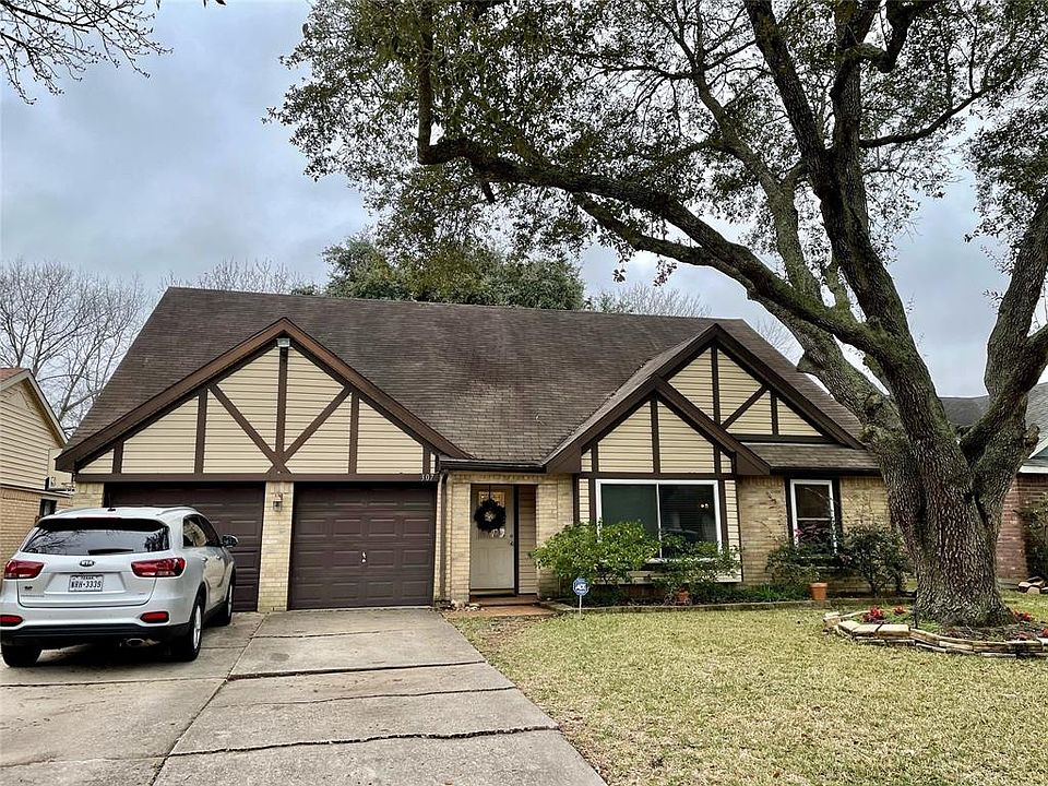 1st image of 307 Sorrelwood Dr